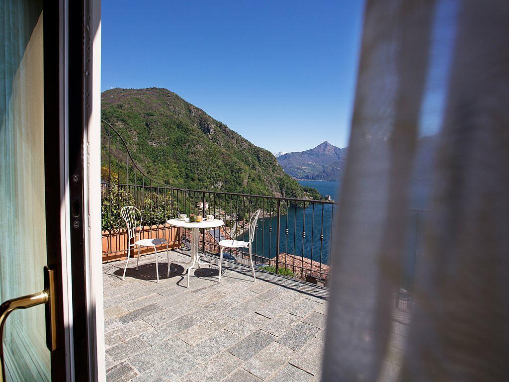 Belvedere Menaggio-4 Luxury Homes-By Italian Apartments Exterior photo